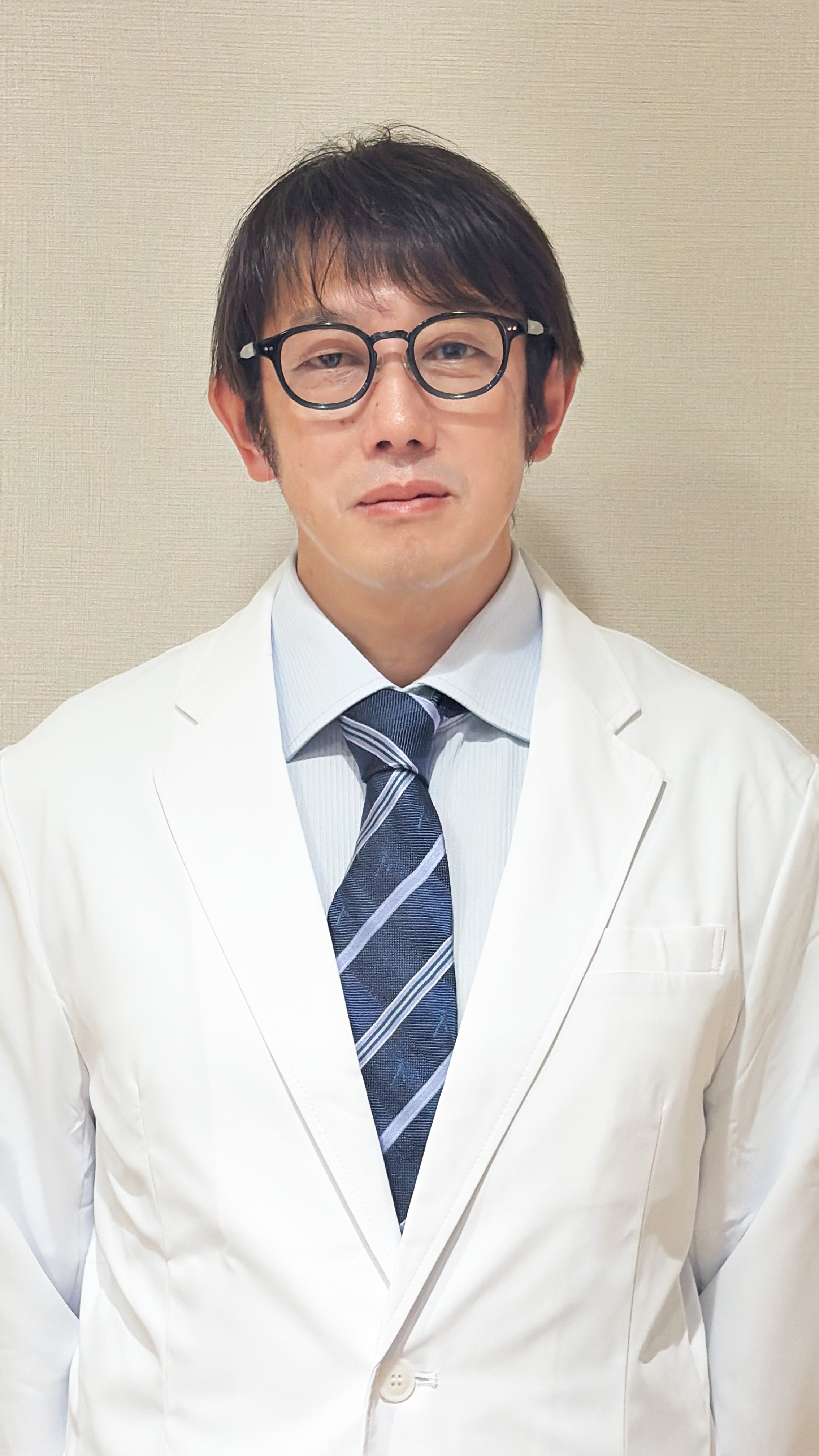 院長 中村健一